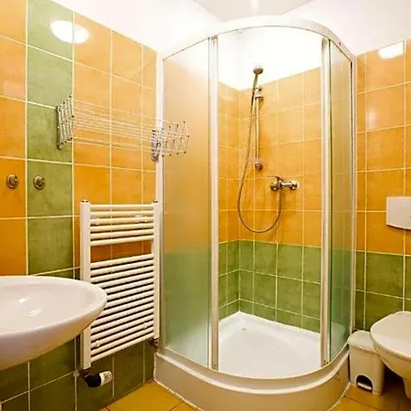 Hotel Oaza 3*